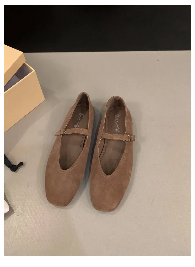 Fashion Flat Ballet Shoes  Leather Round Toe