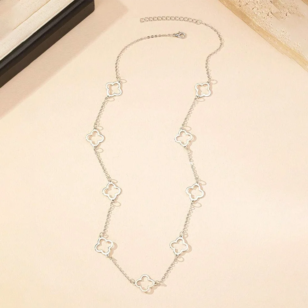 New Hollow Four-Leaf Clover Pendant Necklace