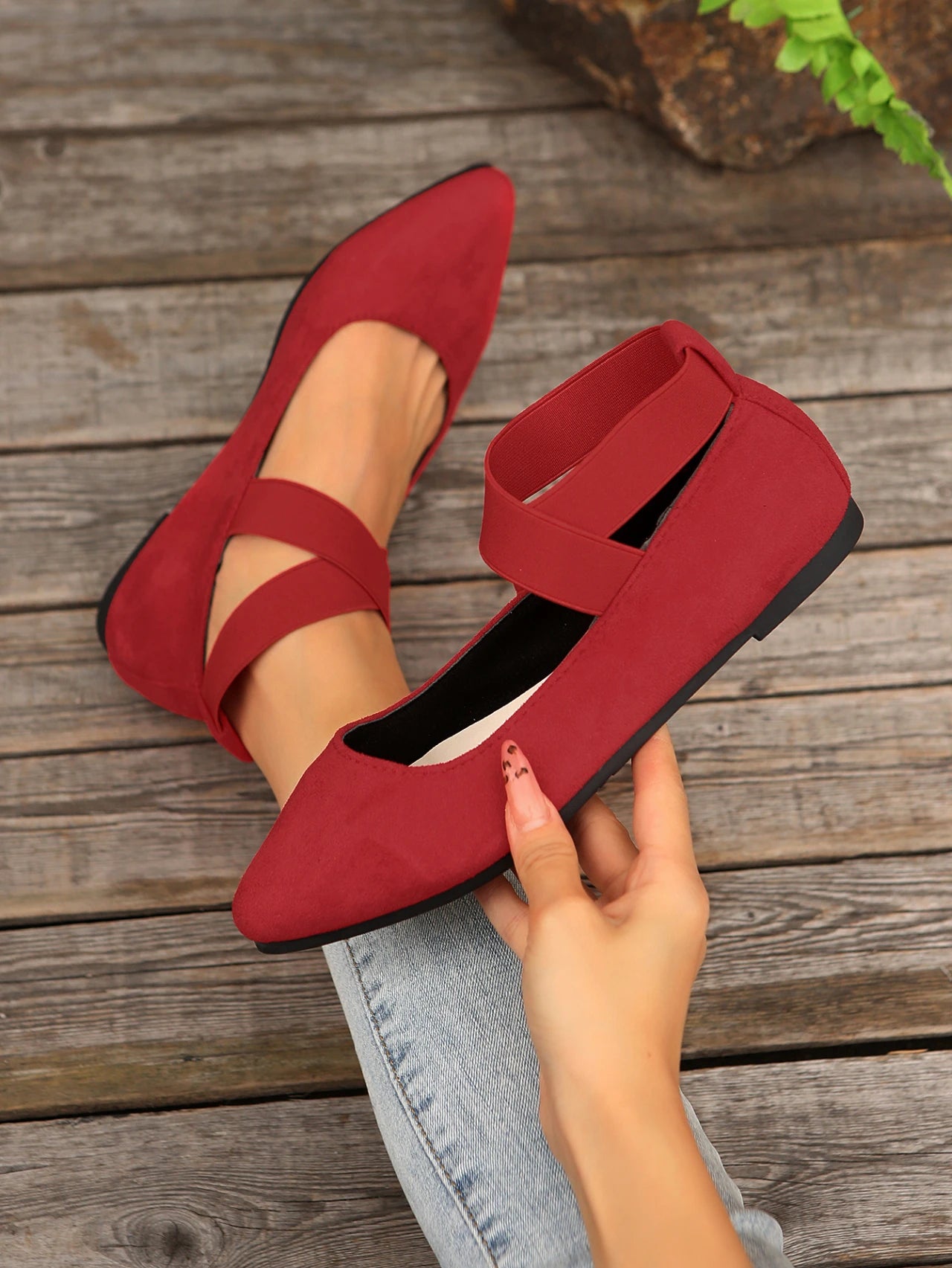 Flat Pointed Toe Elastic Strap Casual Shoes