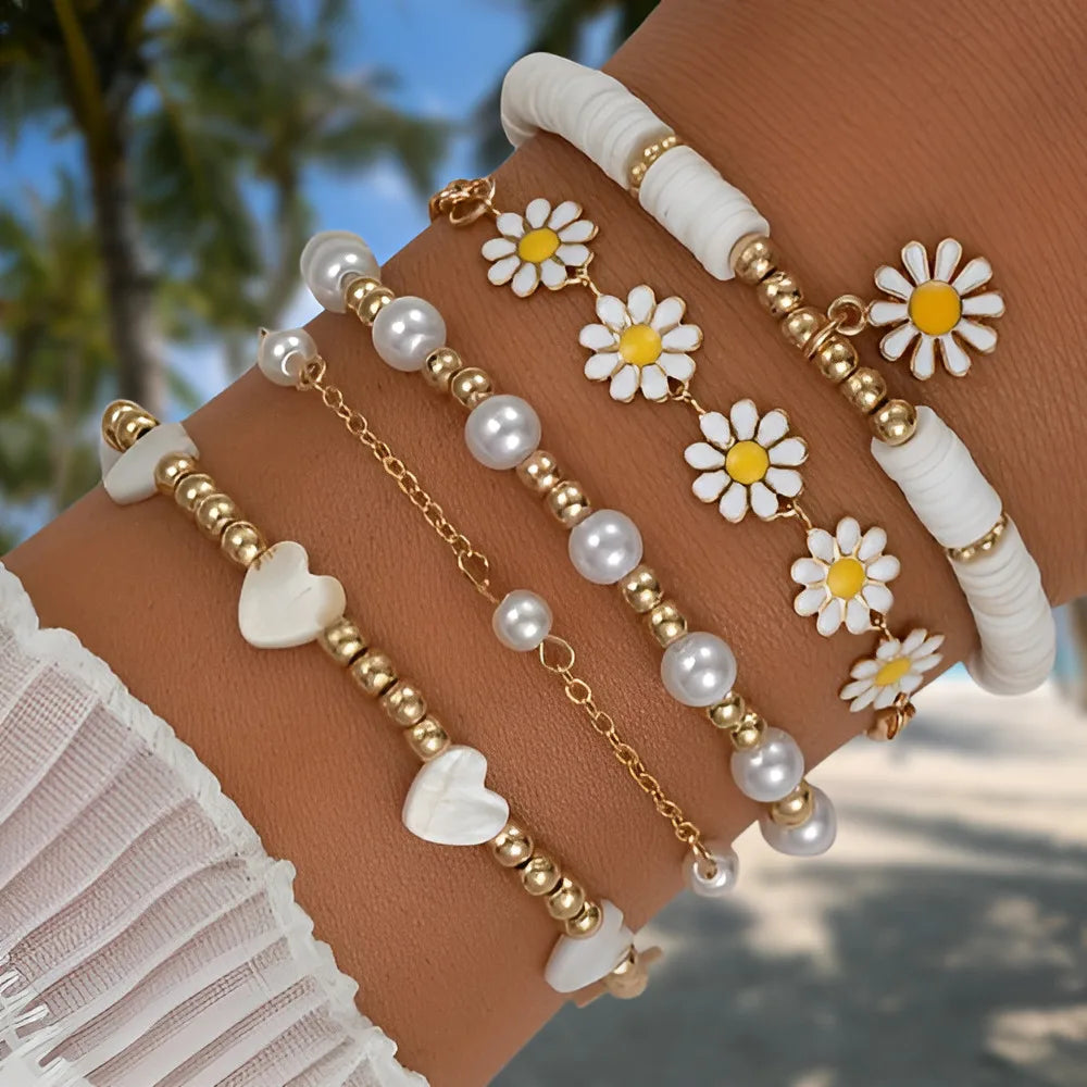 Daisy Flower Pendant Faux Pearl Bracelet Set