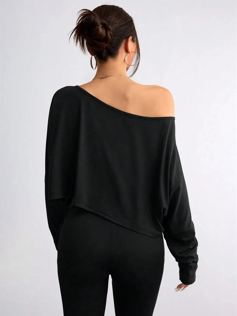Black Long Sleeve Crop Top
 T-shirt Casual Asymmetrical Neck Strapless