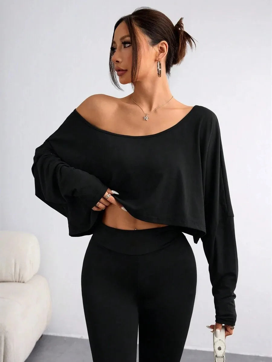 Black Long Sleeve Crop Top
 T-shirt Casual Asymmetrical Neck Strapless