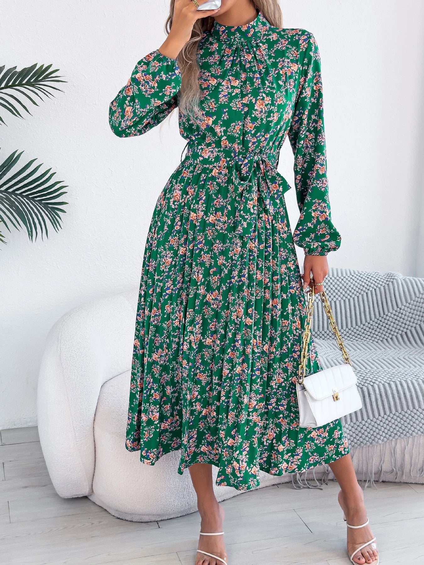 Long Sleeve Waist Cinched Pleated Long Dresses