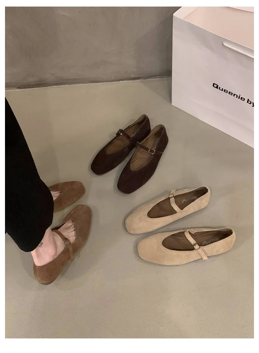 Fashion Flat Ballet Shoes  Leather Round Toe