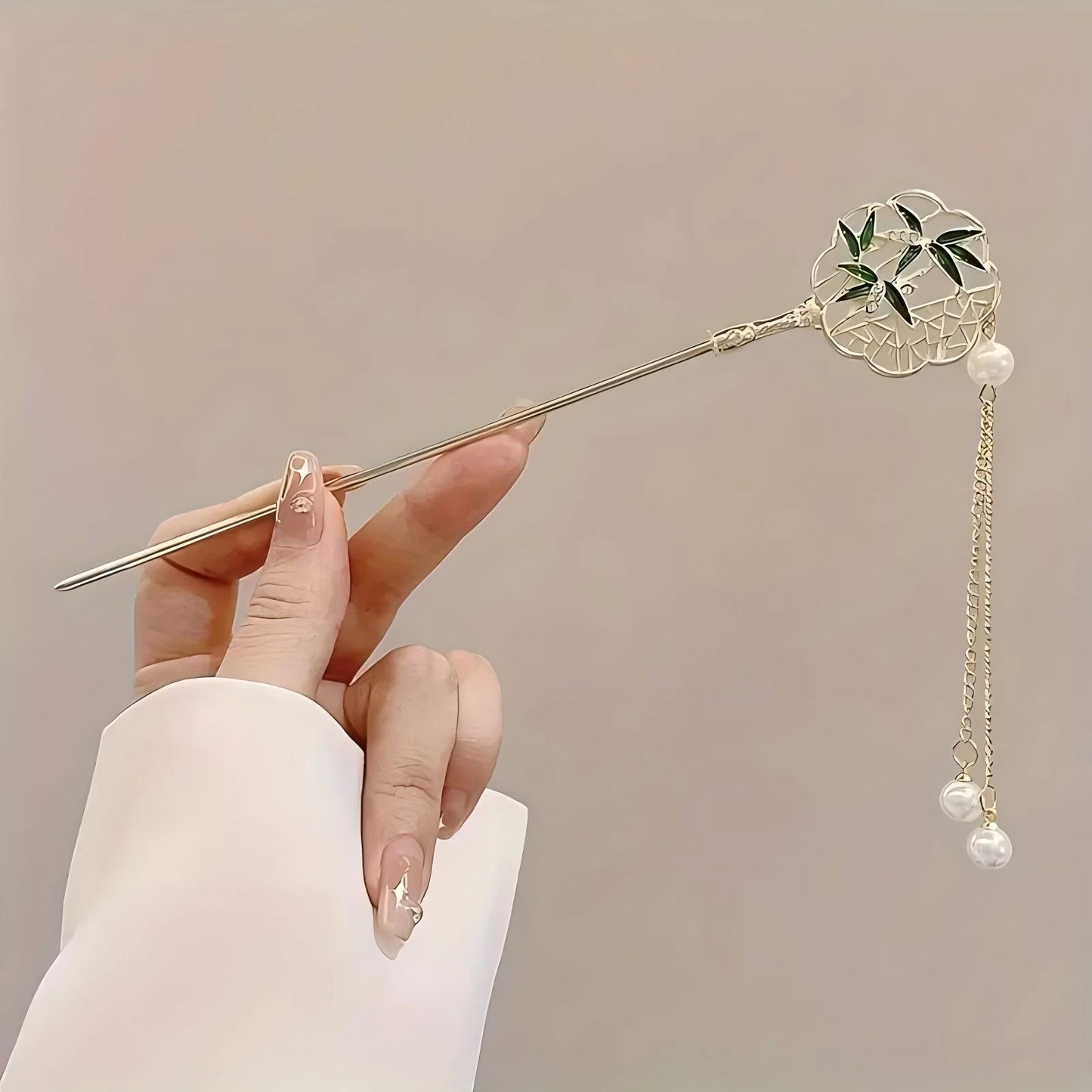 Elegant Tassel Hair Stick  Floral Design Accessory
