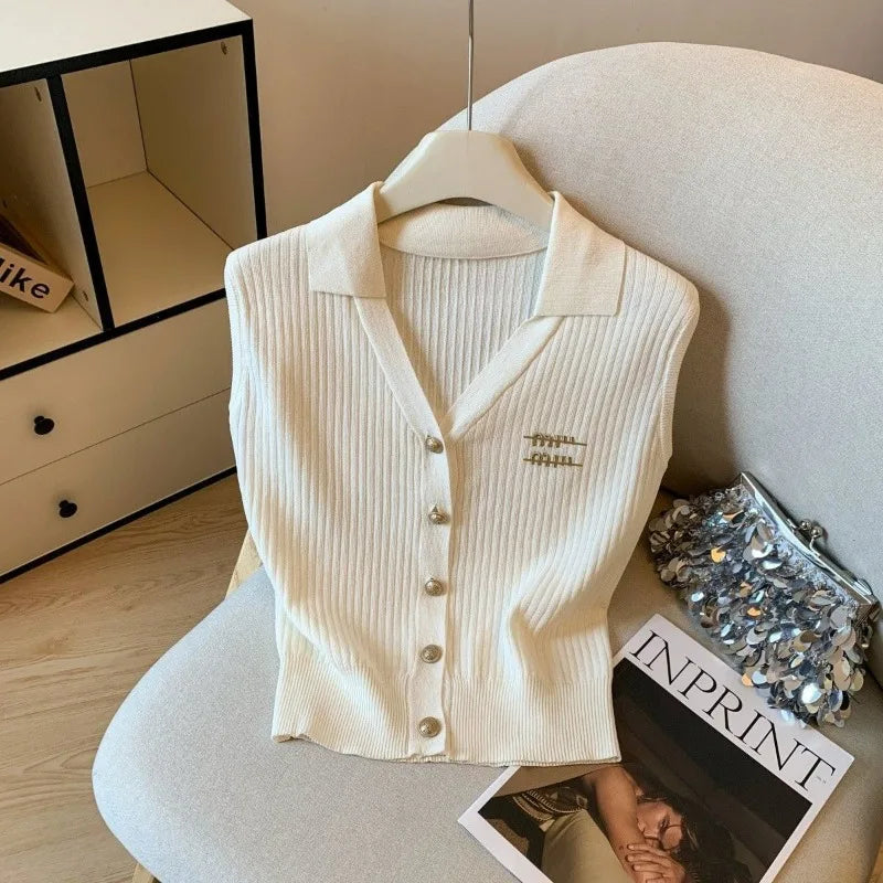 Embroidered Lapel Single-breasted Knitted Sleeveless  Tank