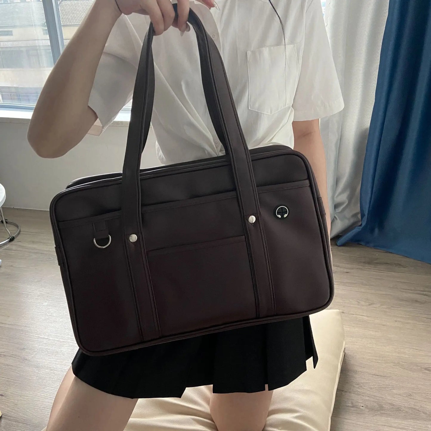 Wear-resistant waterproof one-shoulder Messenger handbag
