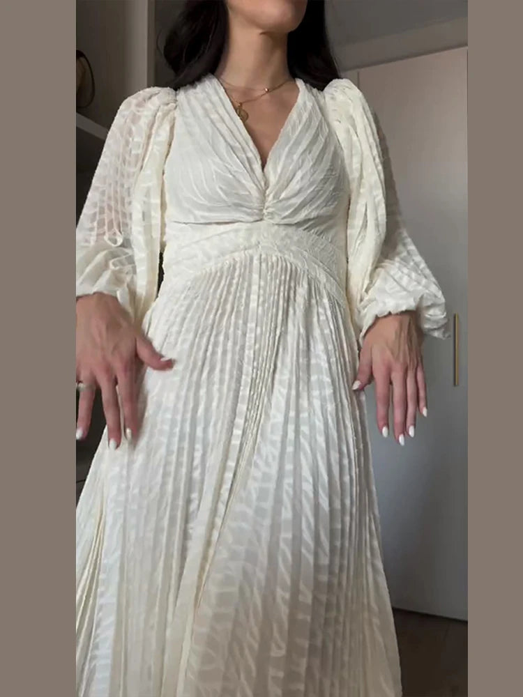 V-neck Backless Bubble Sleeve Holiday  Evening Gowns