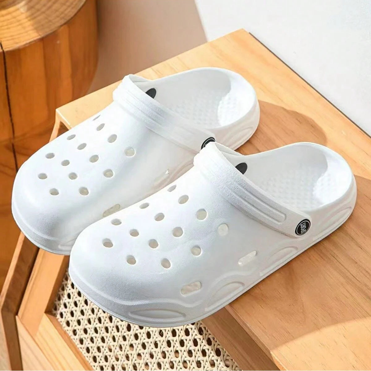 Summer Women's Clogs, Casual and Versatile  Shoes