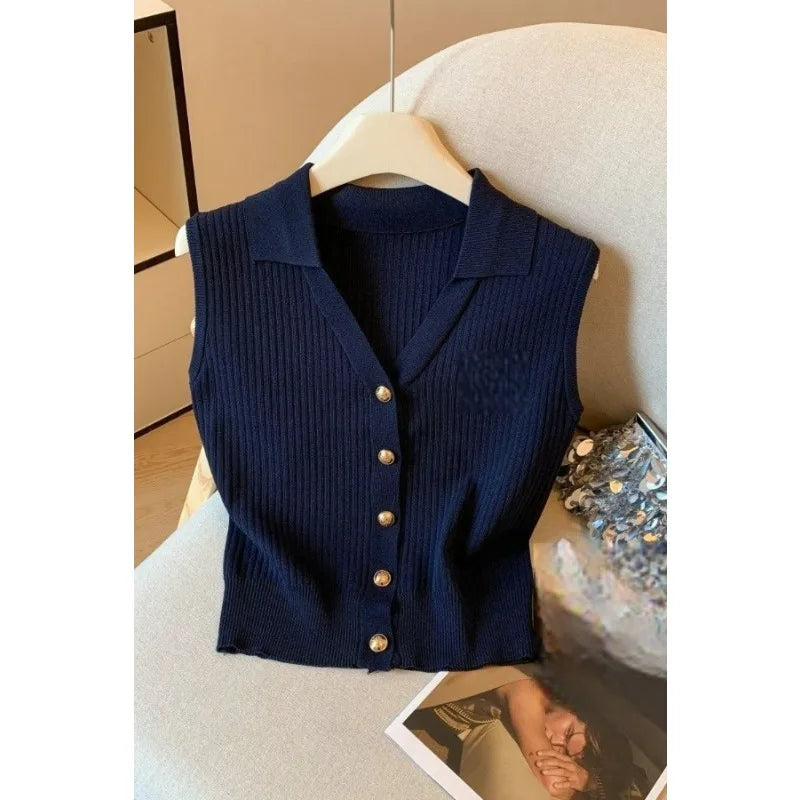 Embroidered Lapel Single-breasted Knitted Sleeveless  Tank