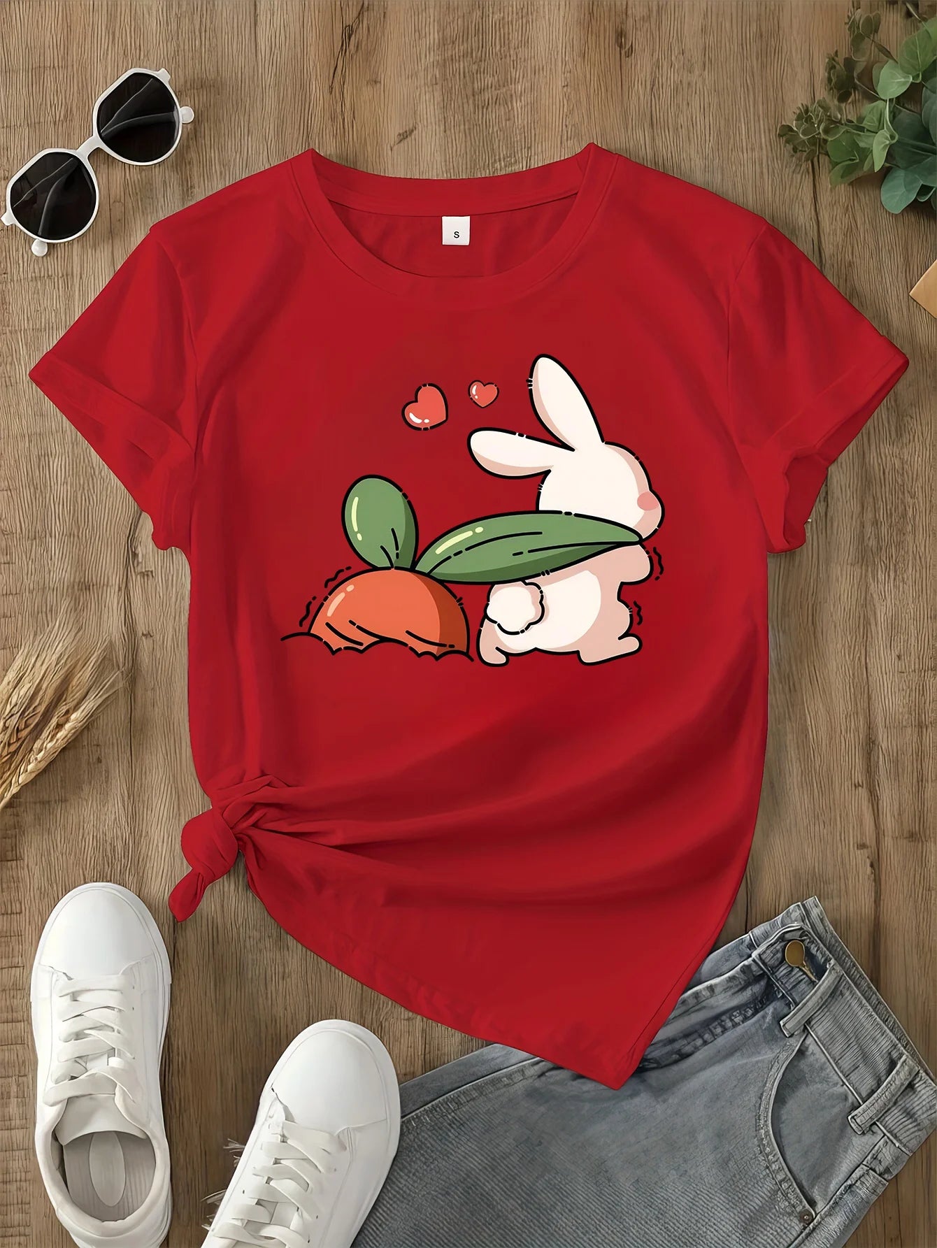 Round Neck T-shirt Cute Rabbit ,Carrot Pattern