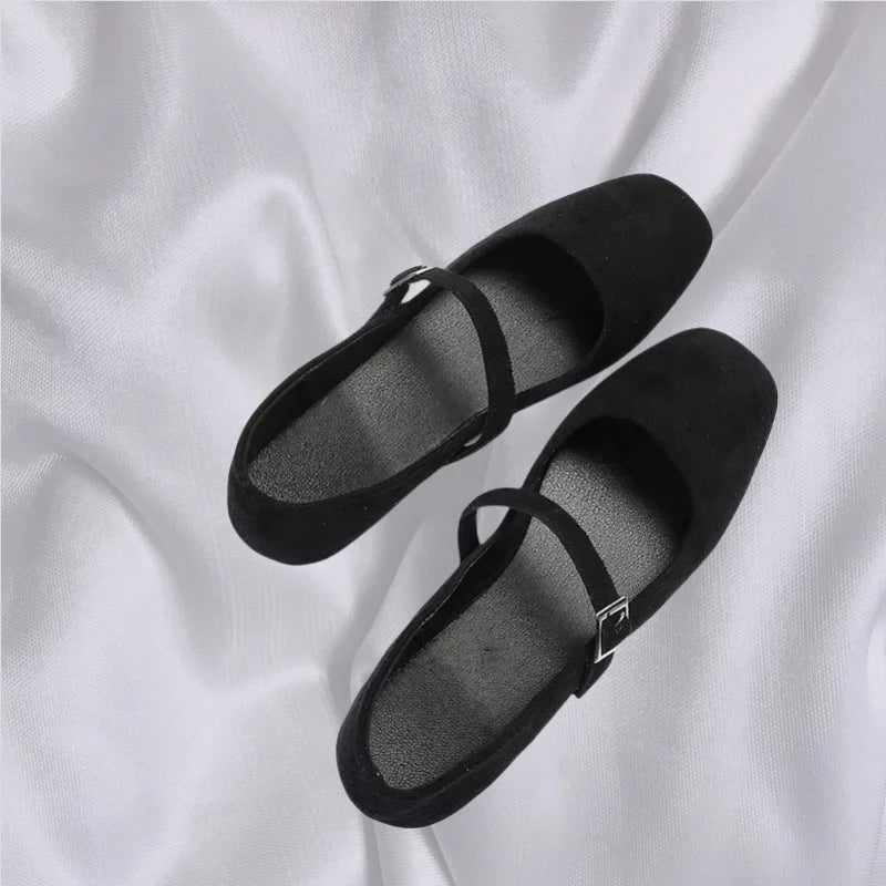 New Comfortable and Elegant Buckle Flats