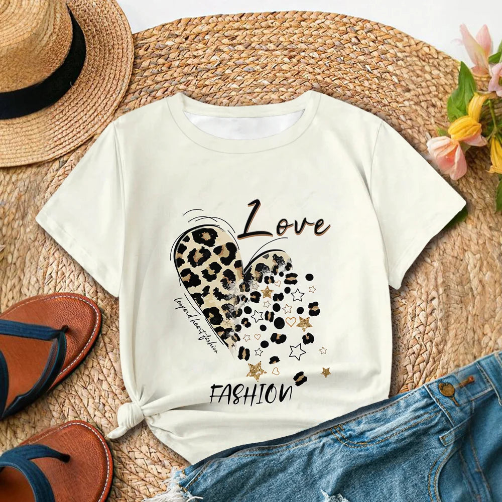 "LOVE FASHION" Design White T-shirt