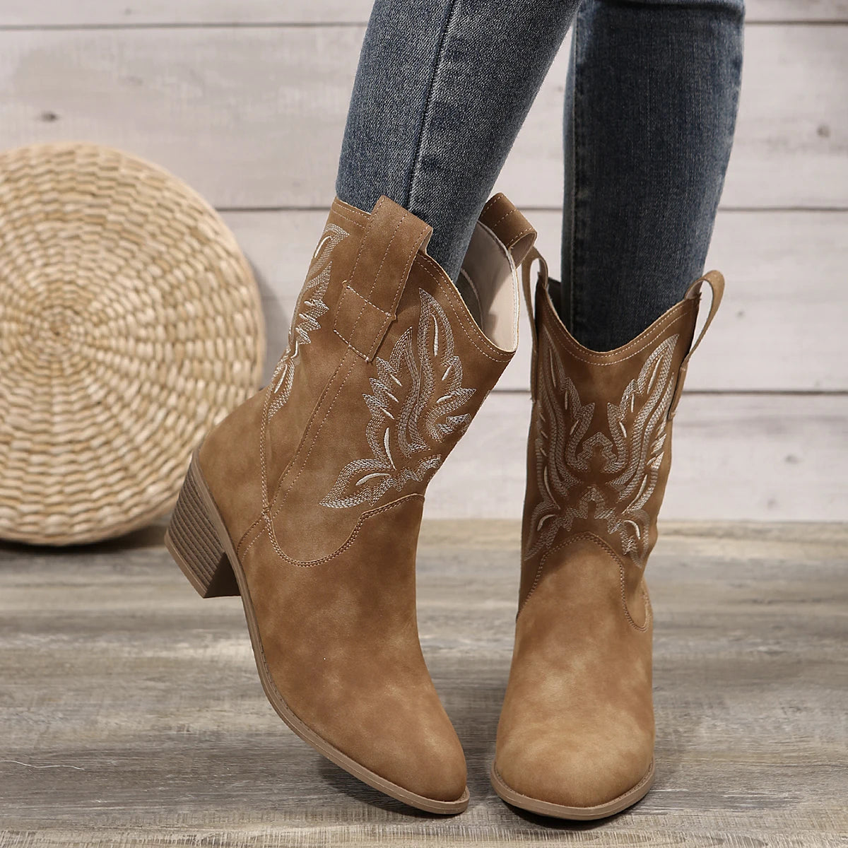 Embroidered Cowboy Boot Pointed Toe Thick Heel