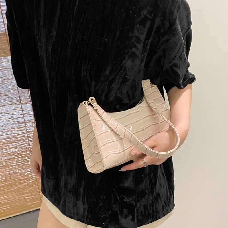 Fashion Leather Alligator Pattern Armpit Handbag
