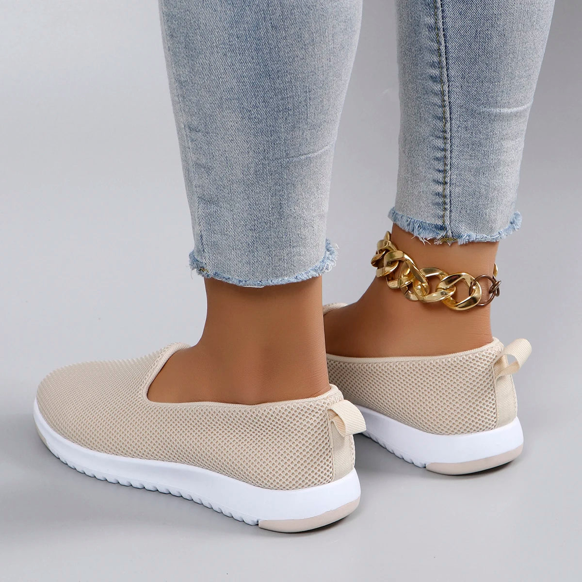 Fashionable, breathable, lightweight, non-slip flat shoes