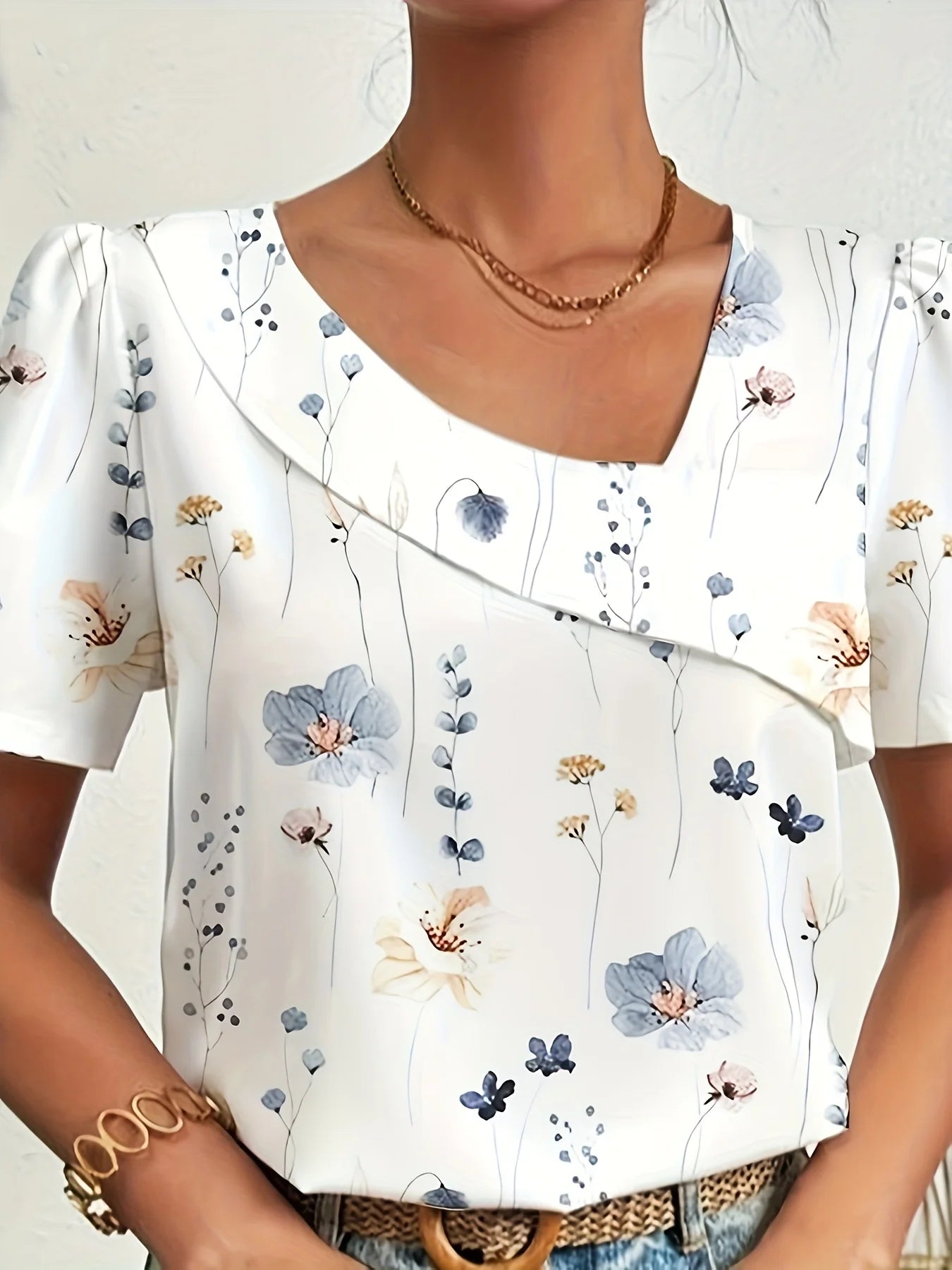 Elegant  Woman's Printed Top