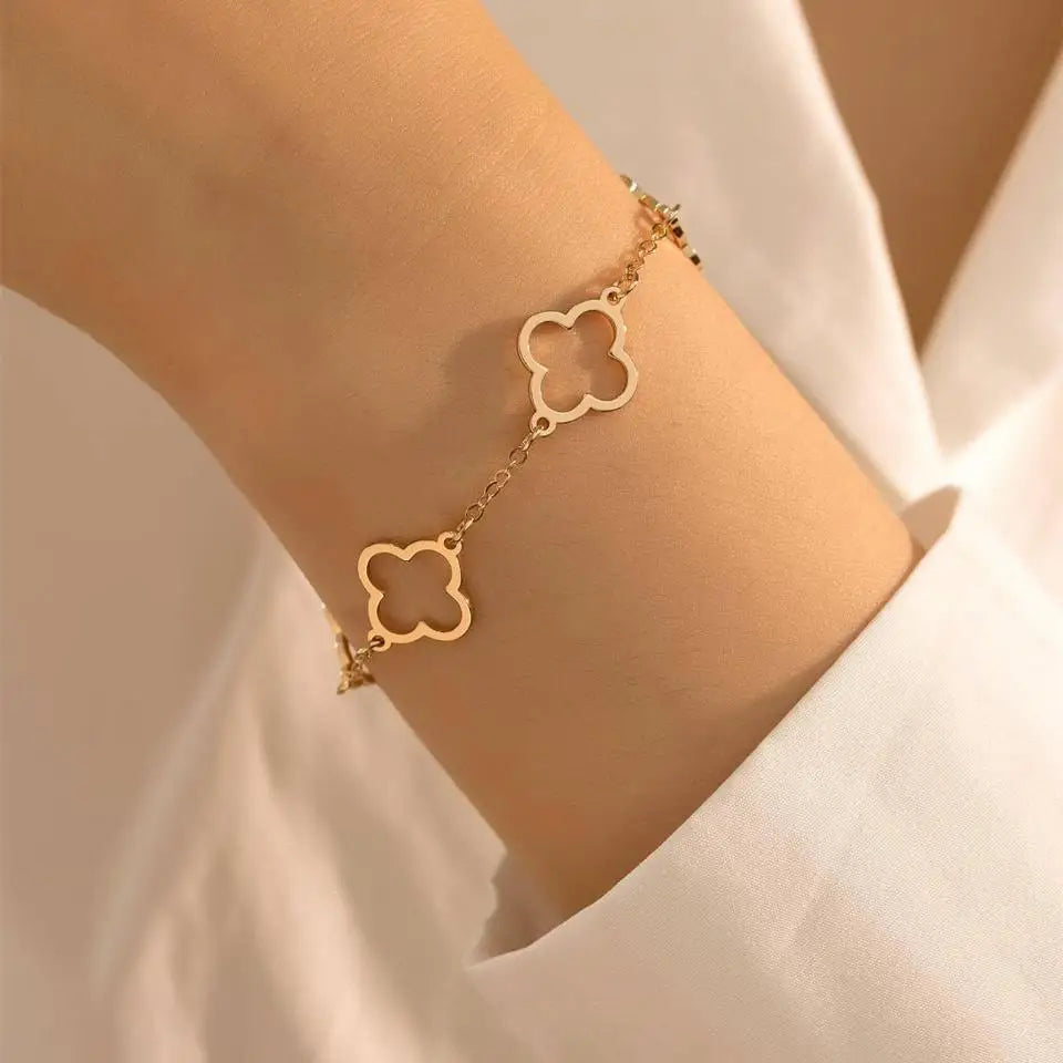 French Lucky Clover Women's Bracelet Set
