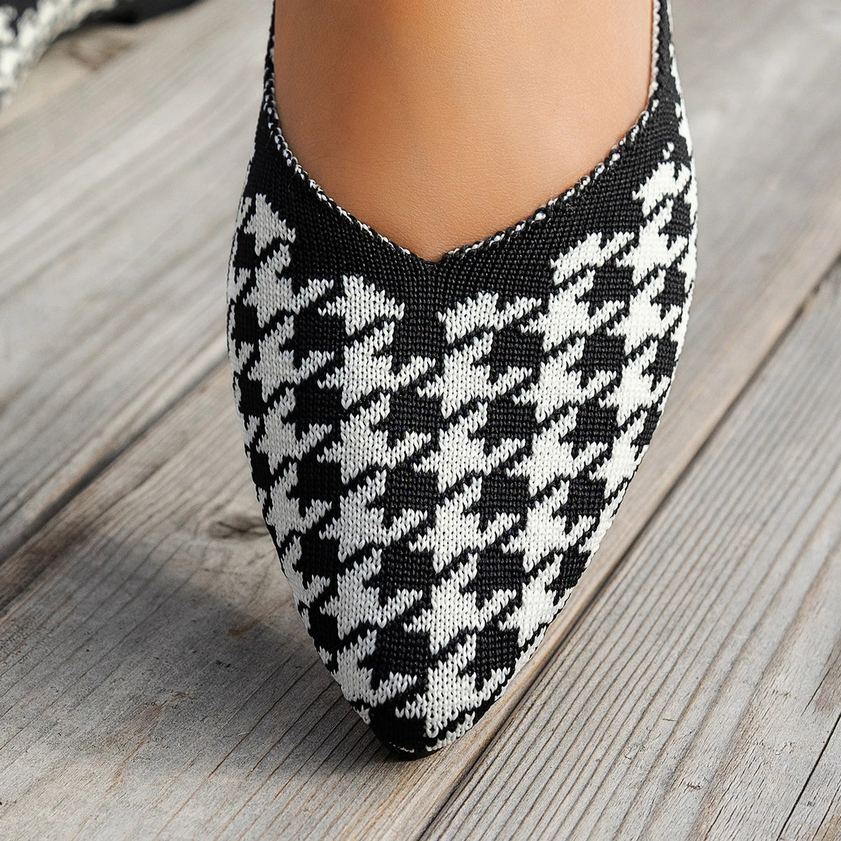 Black Shallow Mouth Pointed Toe Comfortable Loafers