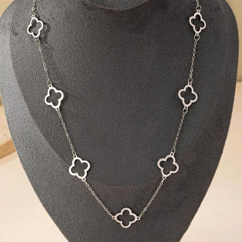 New Hollow Four-Leaf Clover Pendant Necklace