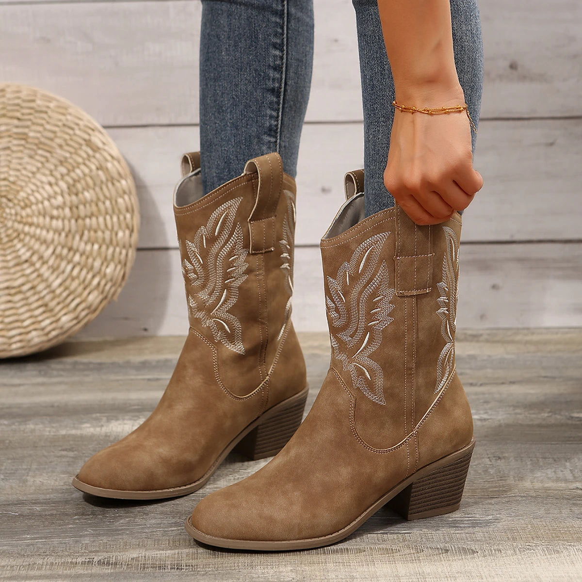 Embroidered Cowboy Boot Pointed Toe Thick Heel