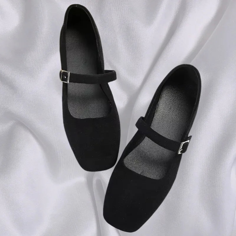 New Comfortable and Elegant Buckle Flats