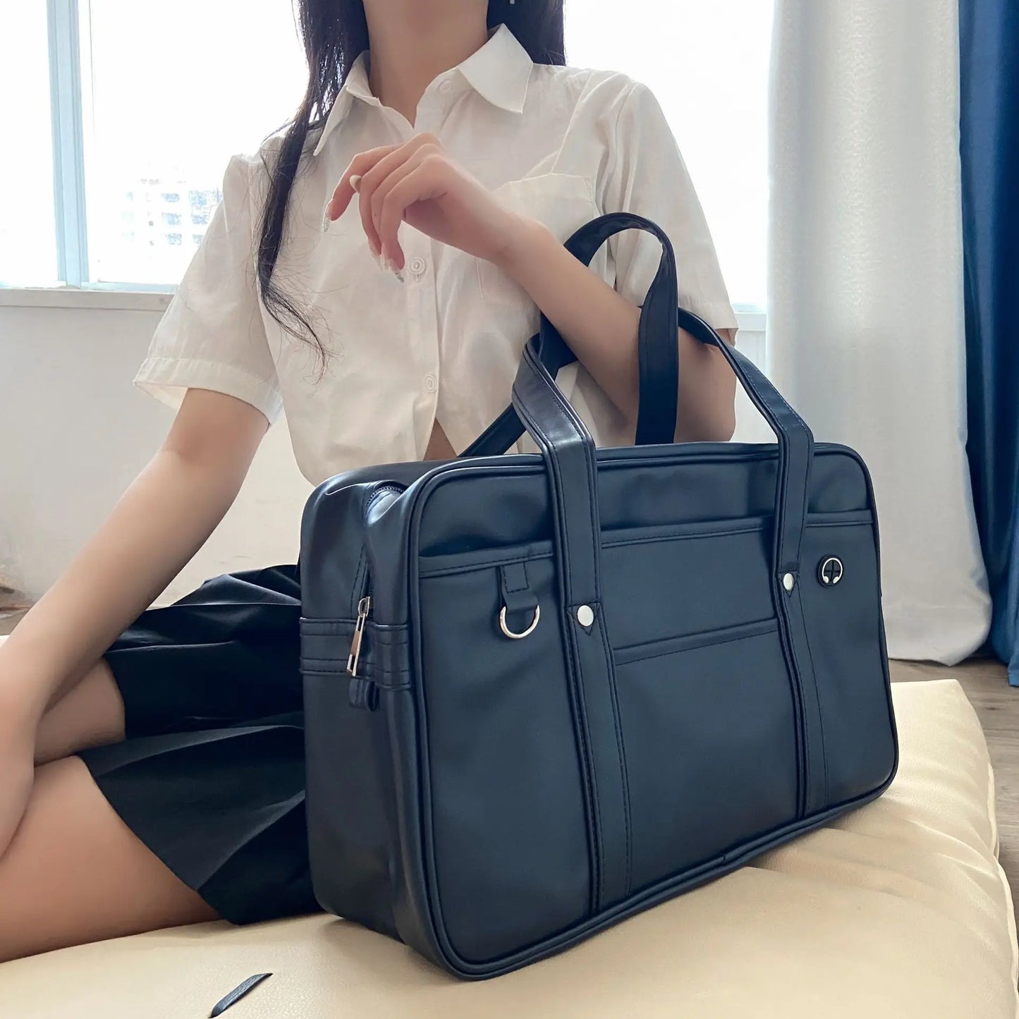Wear-resistant waterproof one-shoulder Messenger handbag