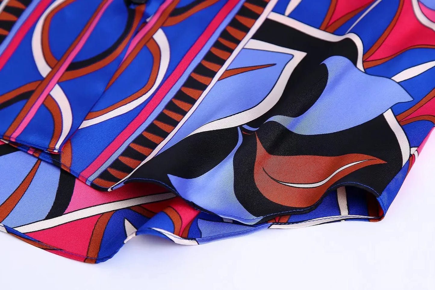 Long Sleeve Geometric Print