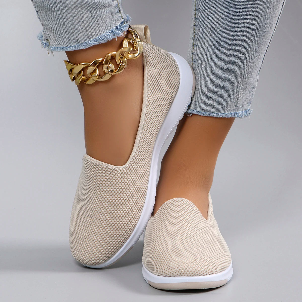 Fashionable, breathable, lightweight, non-slip flat shoes